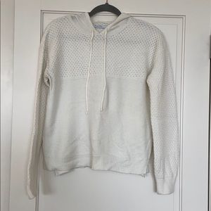 Pull over hooded sweater